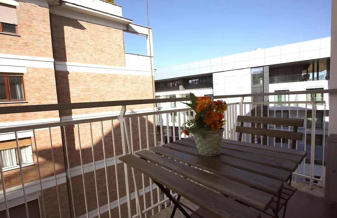 Vigna Clara 2Br Holiday House-1